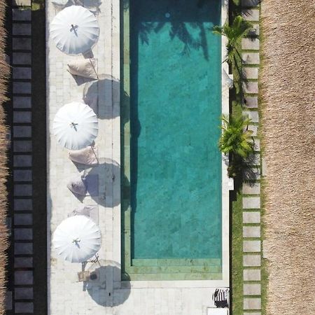 Suku Lifestyle Hotel & Villas Selong Belanak Exterior foto