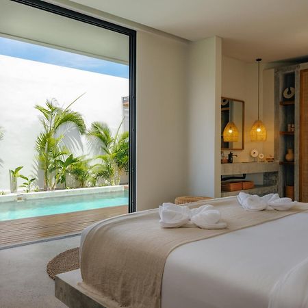 Suku Lifestyle Hotel & Villas Selong Belanak Exterior foto