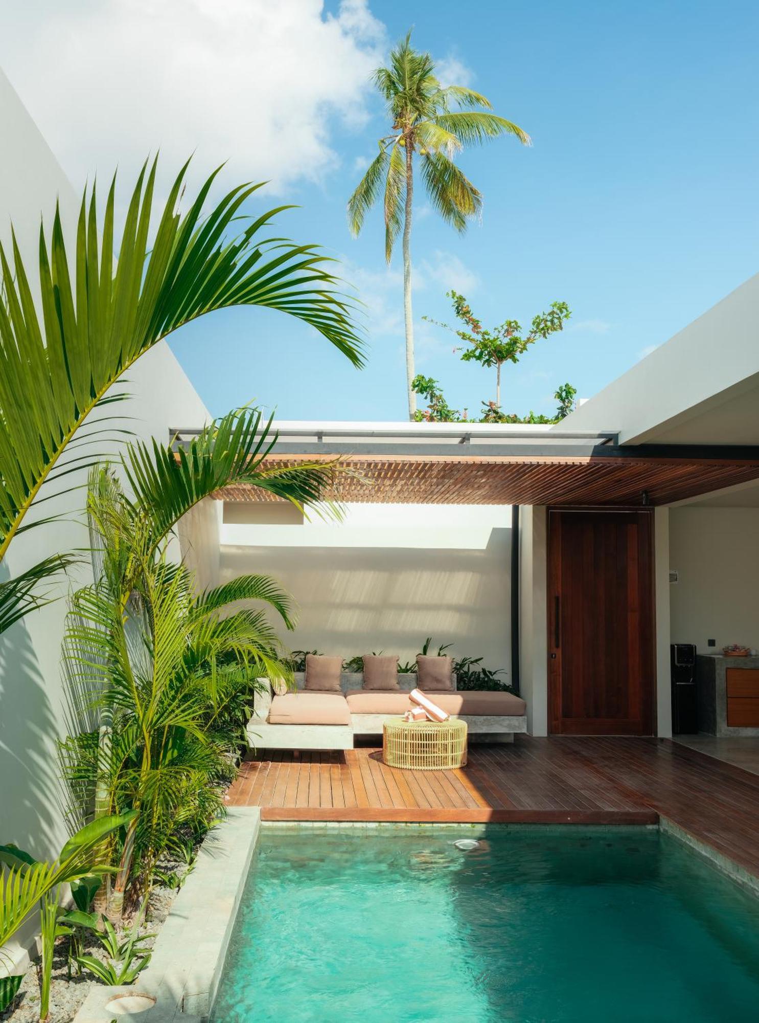 Suku Lifestyle Hotel & Villas Selong Belanak Exterior foto