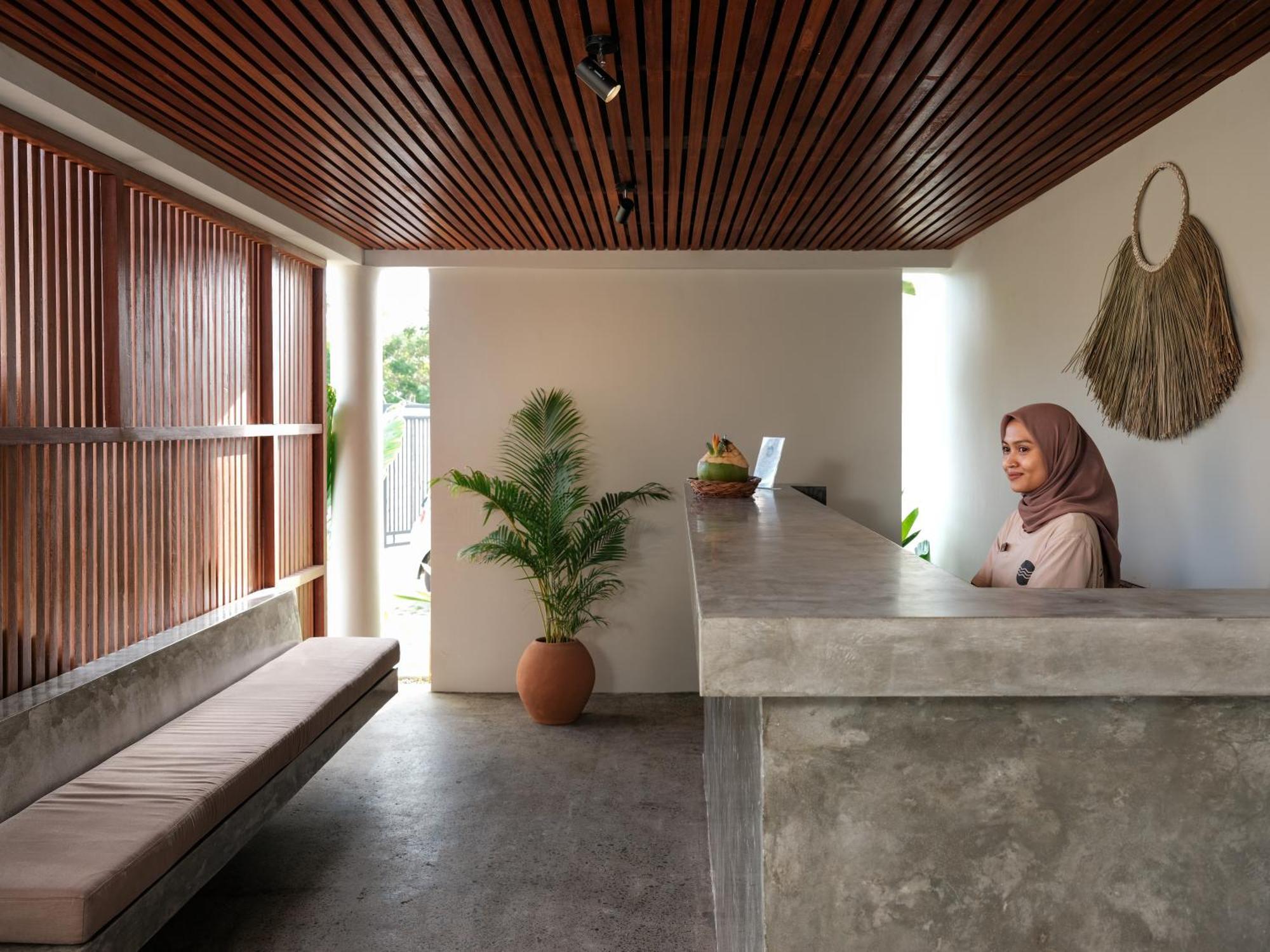 Suku Lifestyle Hotel & Villas Selong Belanak Exterior foto